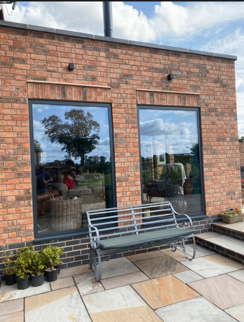 Brick garden room & patio