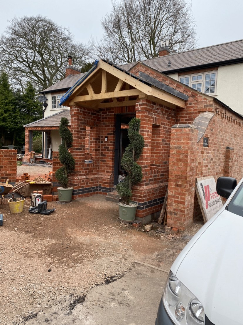 Oak-framed porch build